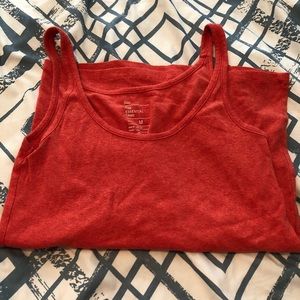 Like new GAP Essential Cami Top ❤️